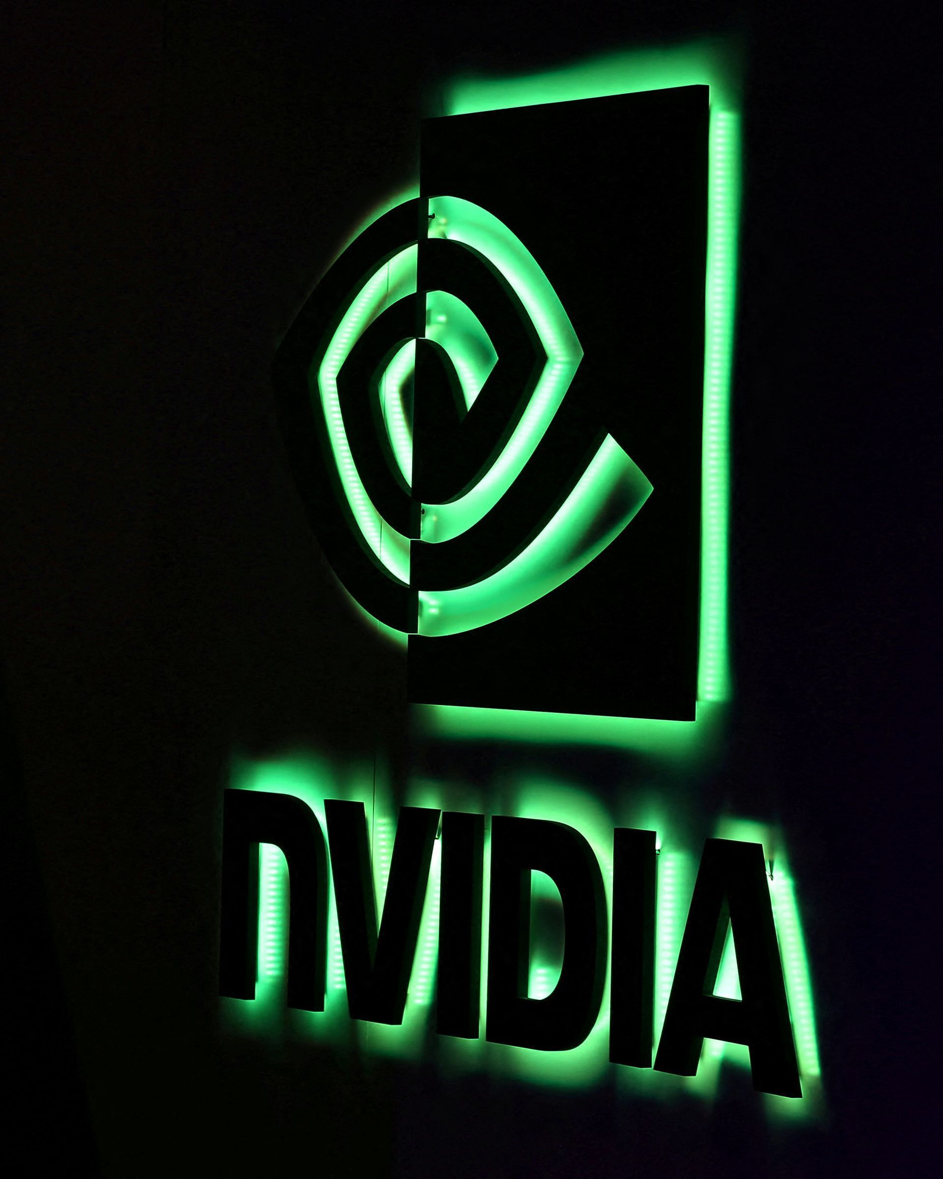 1920x2400 Oracle spending 'billions' on Nvidia chips this year, Ellison says