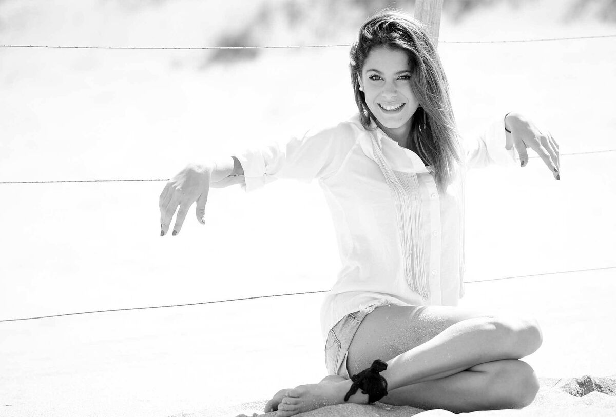 1200x813 Martina Stoessel Gallery 2013