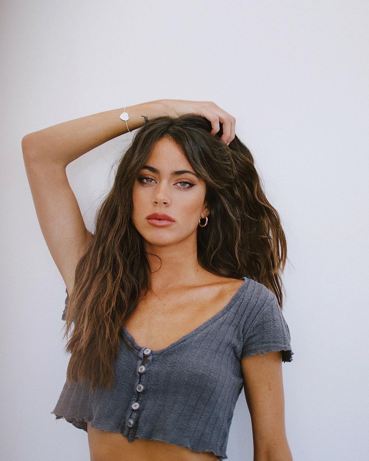 1280x1600 Martina Stoessel wallpaper