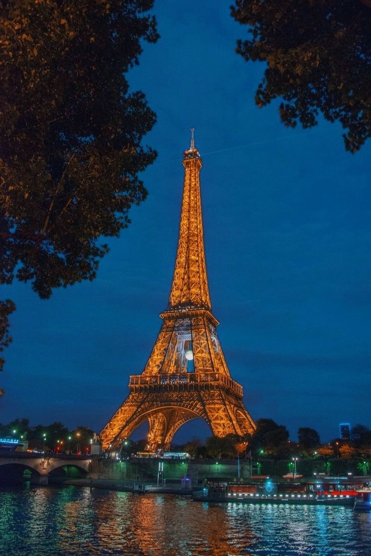 736x1102 Eiffel Tower, Paris Wallpaper. Eiffel tower, Paris wallpaper, Tour eiffel