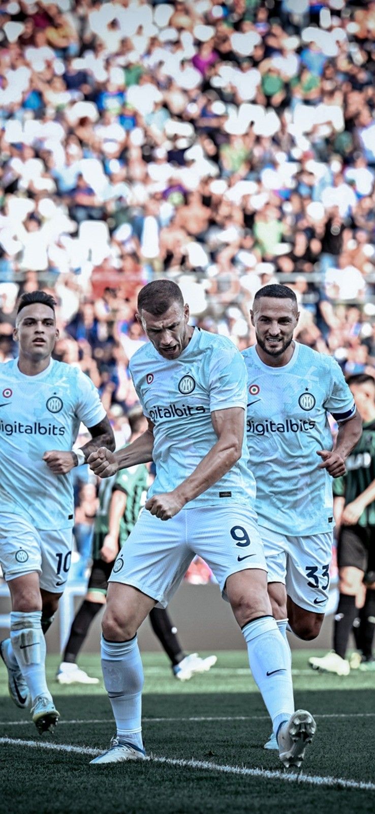 Edin Džeko Wallpapers - Top Free Edin Džeko Backgrounds - WallpaperAccess