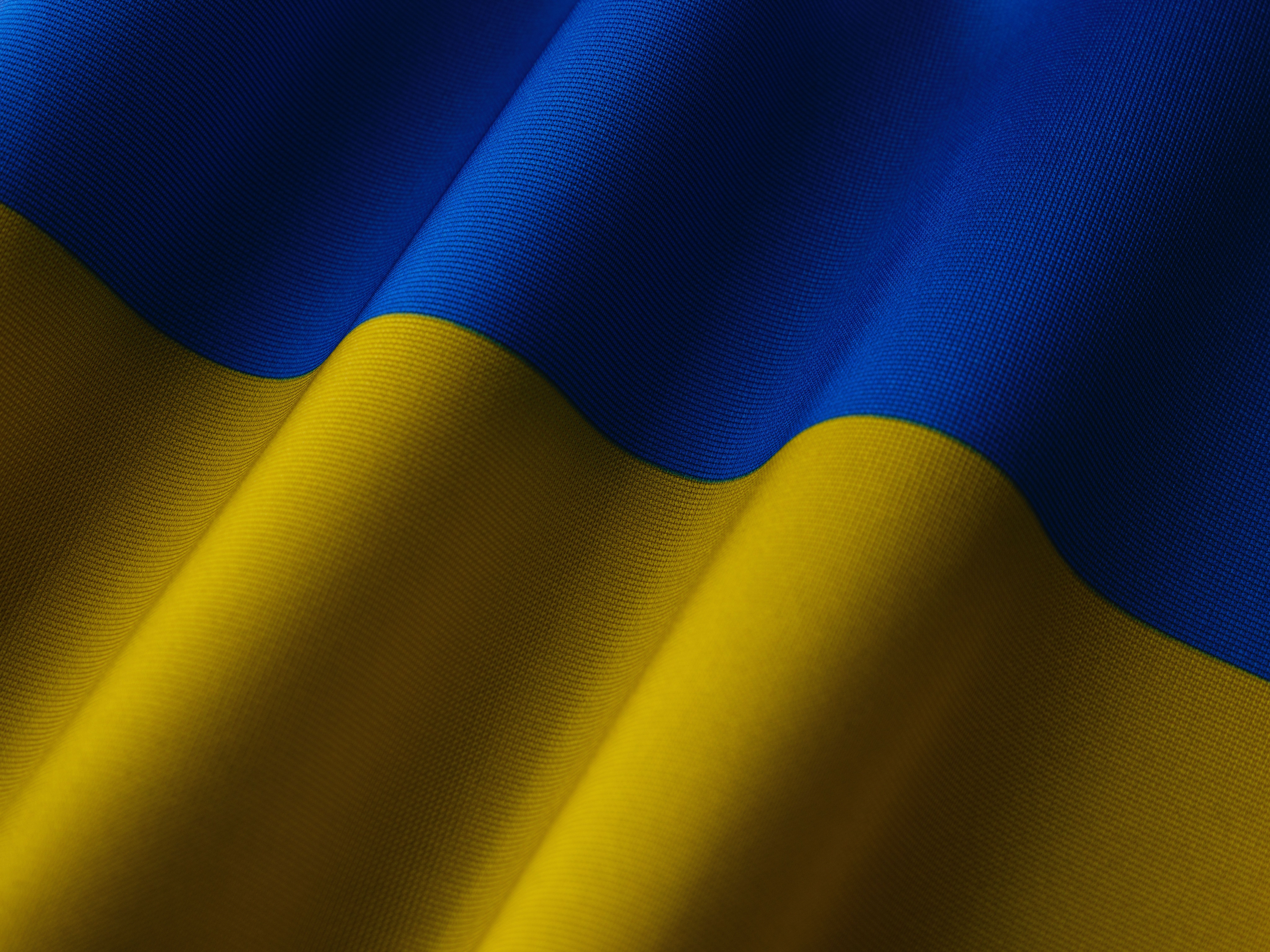 8192x6144 An Ukrainian Flag · Free