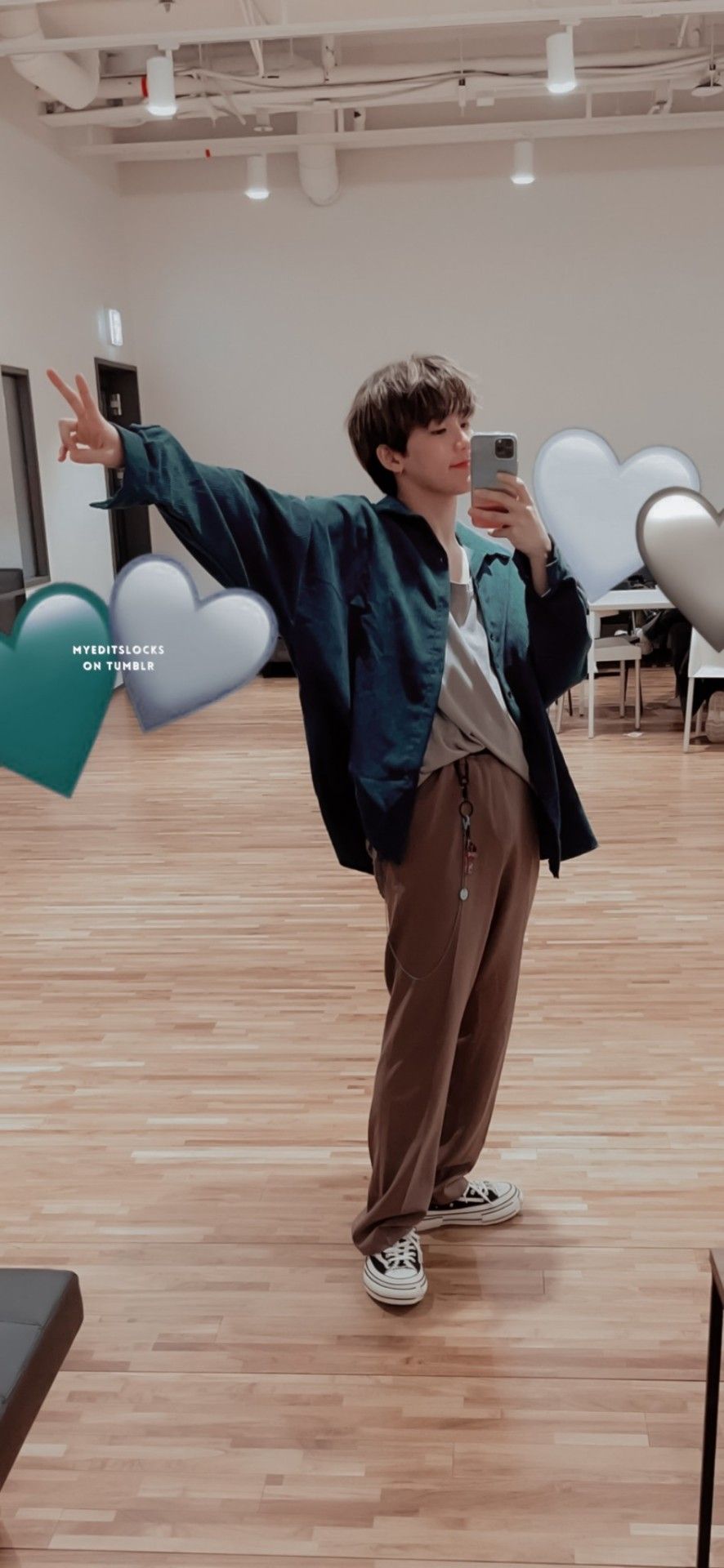 886x1920 s t a r b o y