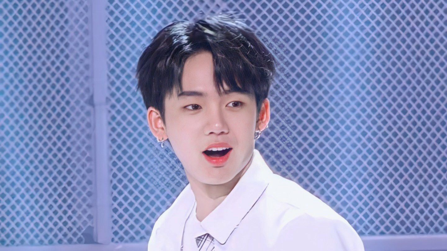 1440x810 Hyunsuk Desktop Wallpaper
