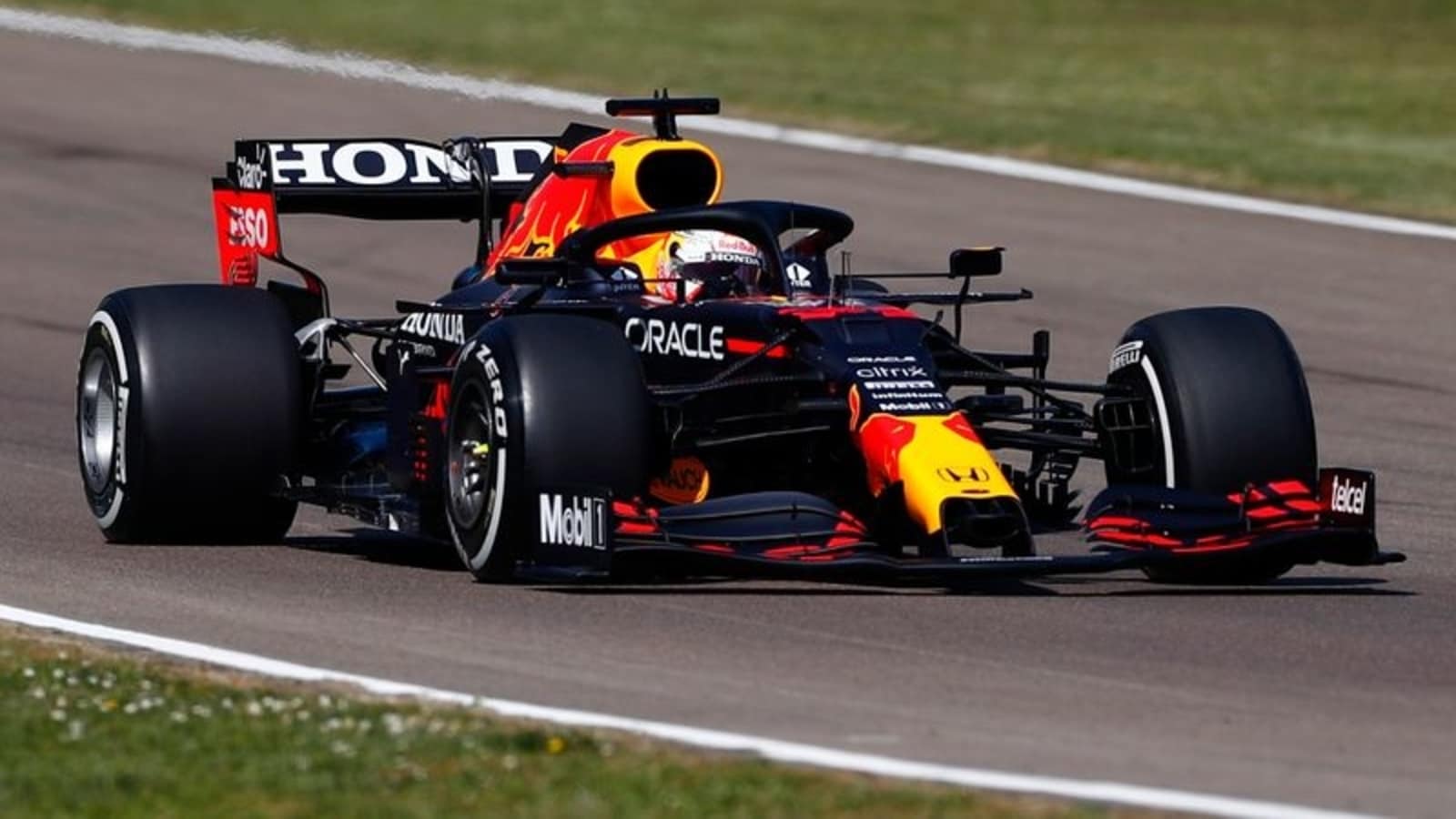1600x900 Verstappen 2021 Wallpaper