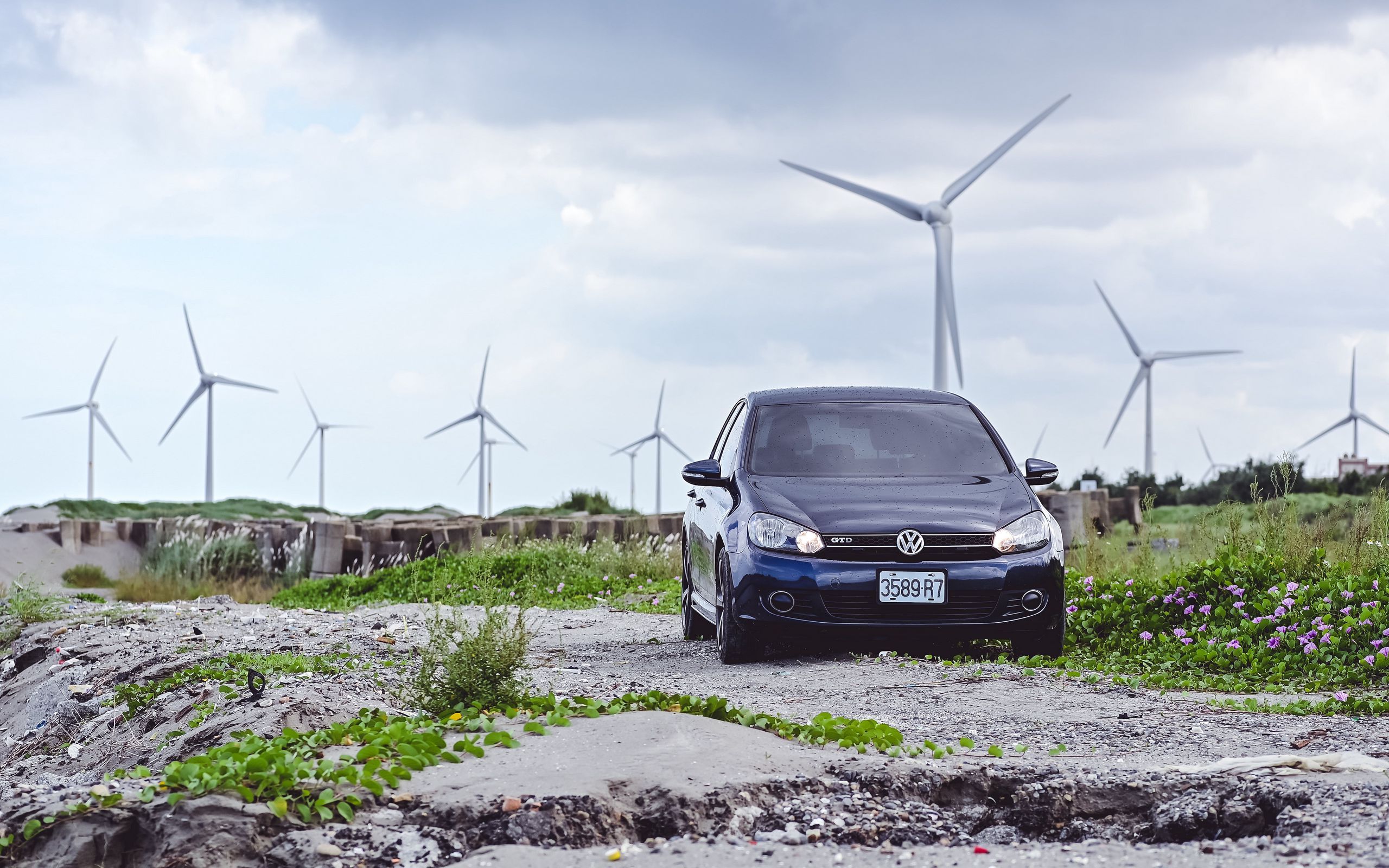 2560x1600 Download wallpaper 2560x1600 volkswagen golf gtd, volkswagen, car, blue, front view widescreen 16:10 HD background