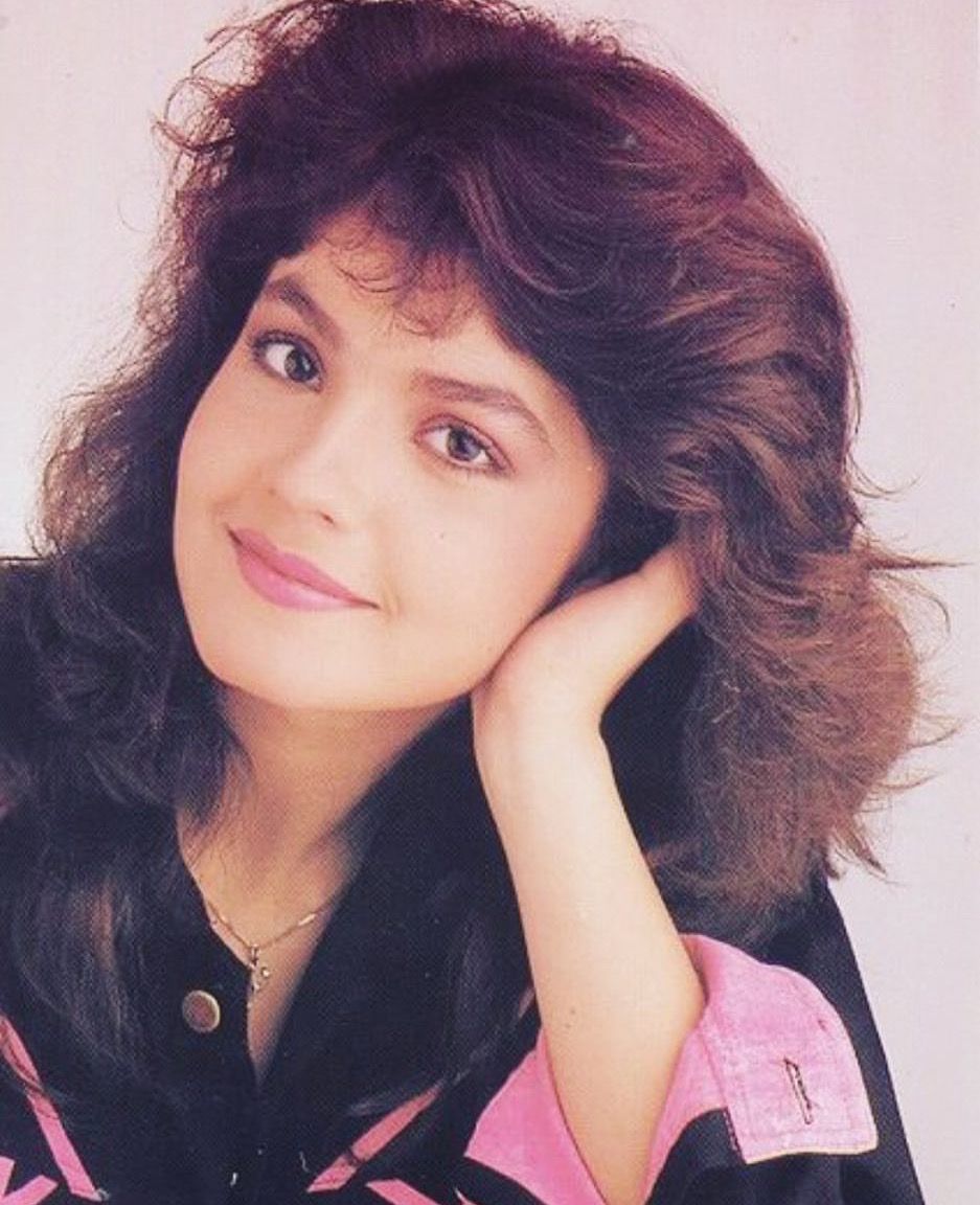937x1152 Cute Pooja Bhatt. Popular actresses, Actresses, Indian bollywood actress