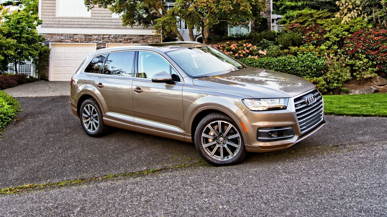 1600x900 Video Review: The New Audi Q7 Drops to Fighting Weight