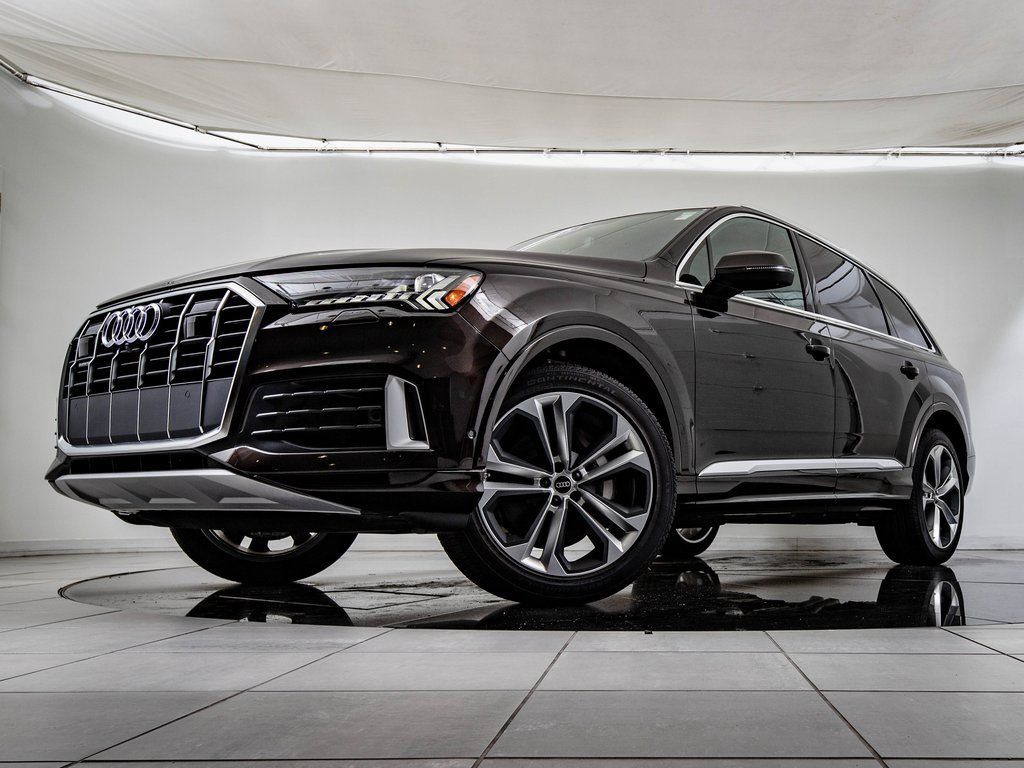 1024x768 New 2023 AUDI Q7 55 Premium Plus SUV in Burnsville AC884N. Walser Automotive Group