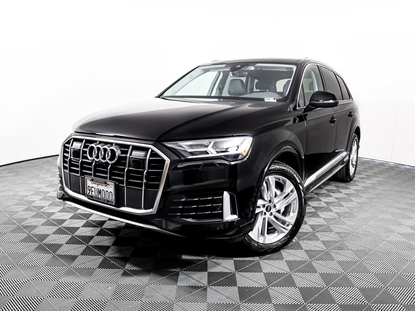 1600x1200 Pre Owned 2023 Audi Q7 Premium Plus SUV In Ontario UKSL
