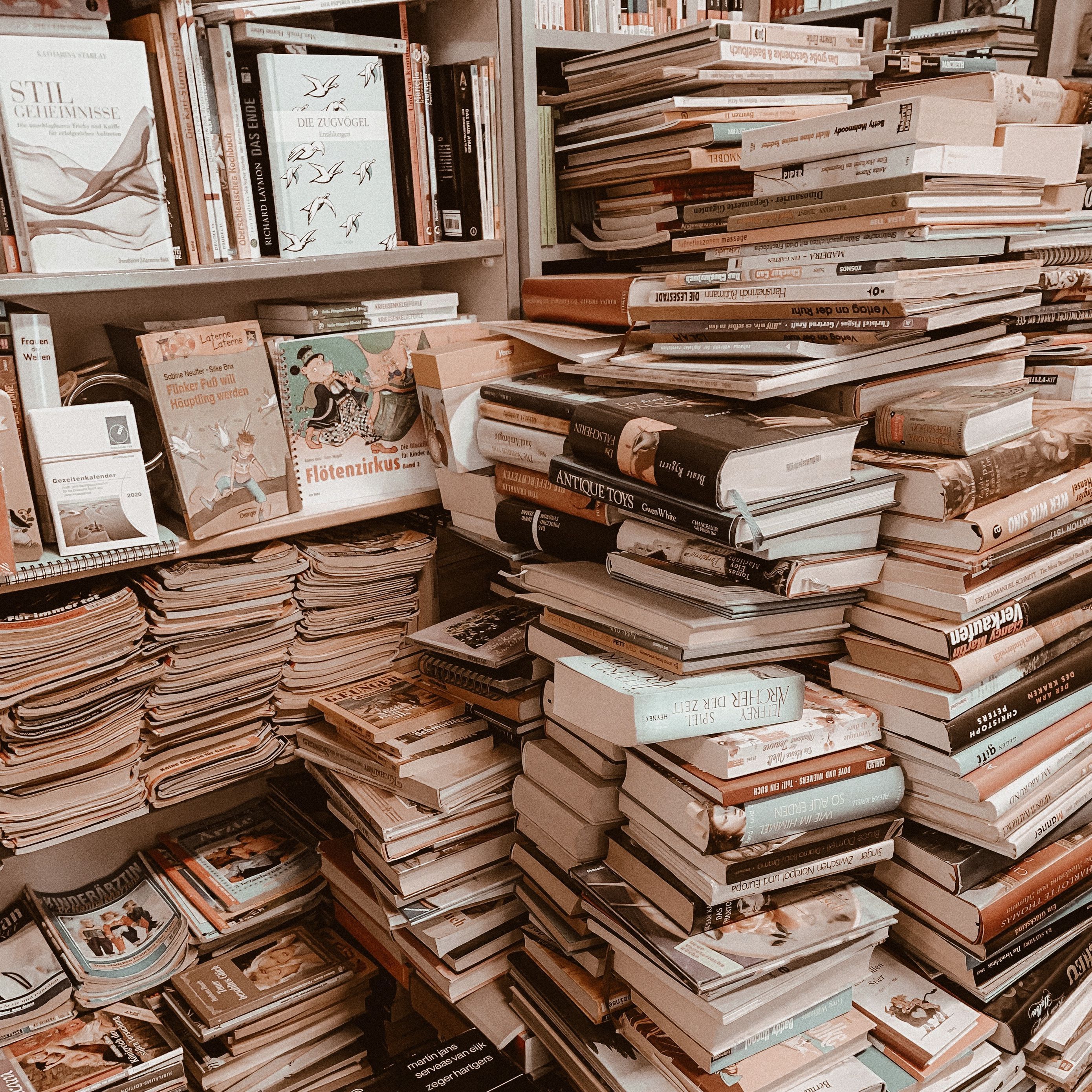 Reading Aesthetic Wallpapers - Top Free Reading Aesthetic Backgrounds