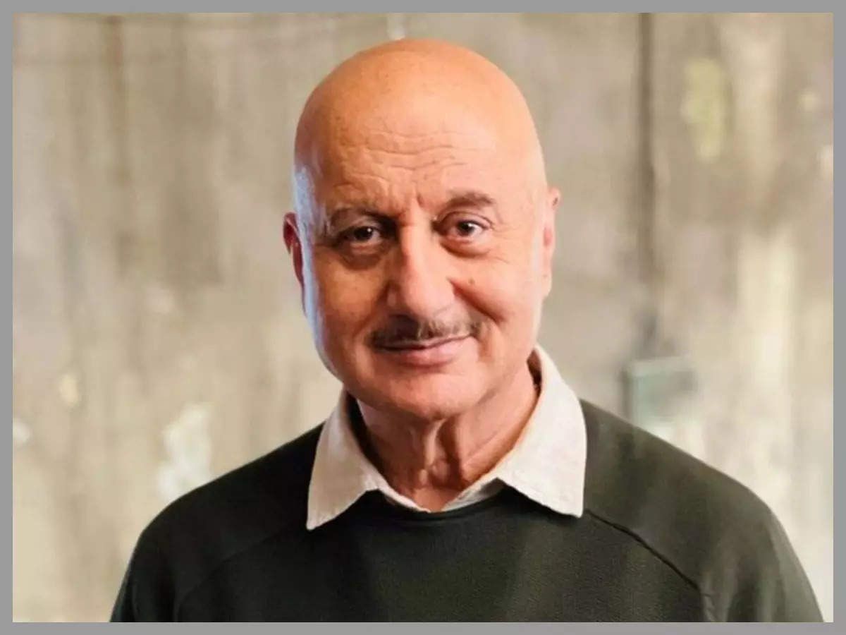 Anupam Kher Wallpapers - Top Free Anupam Kher Backgrounds - WallpaperAccess