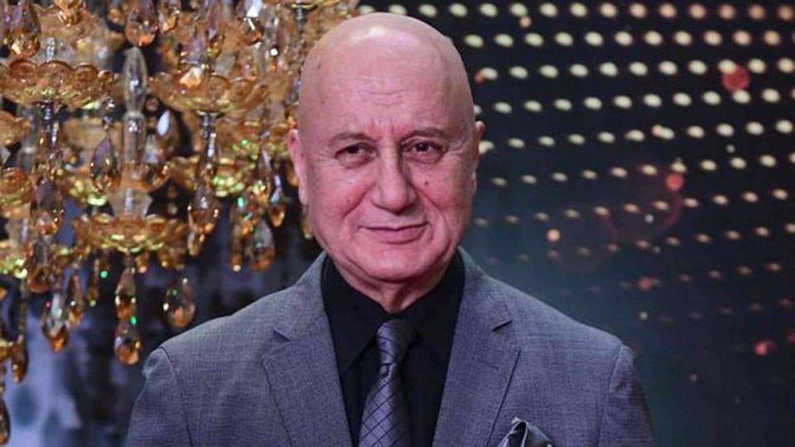 Anupam Kher Wallpapers - Top Free Anupam Kher Backgrounds - WallpaperAccess