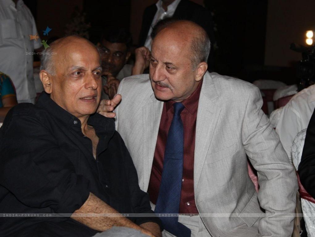 Anupam Kher Wallpapers - Top Free Anupam Kher Backgrounds - WallpaperAccess