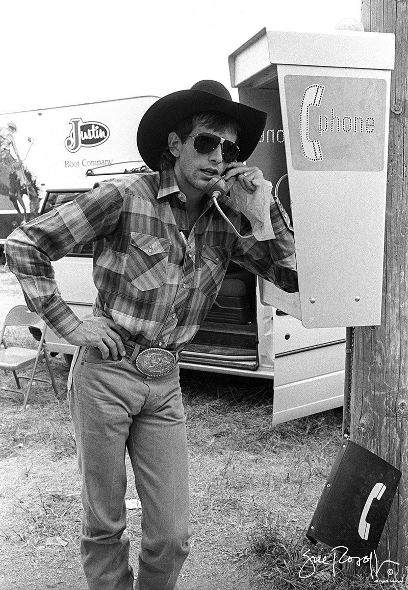 800x1155 Lane Frost Wallpaper