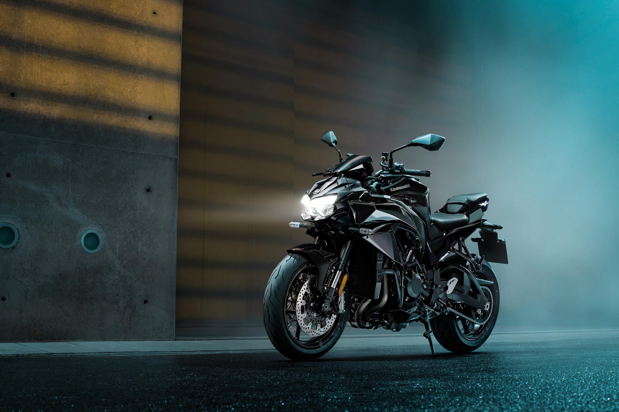 2021x1347 Z H2 Performance