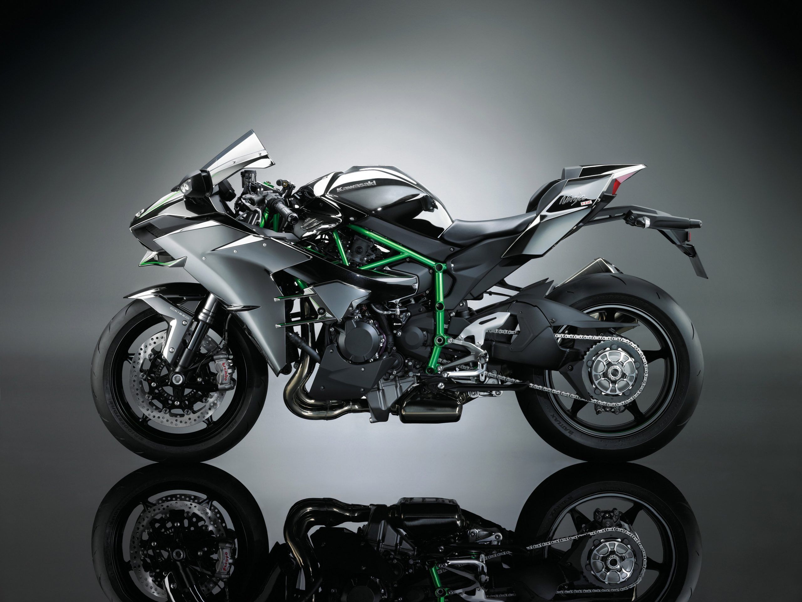 2560x1921 Kawasaki Ninja H2 Wallpaper