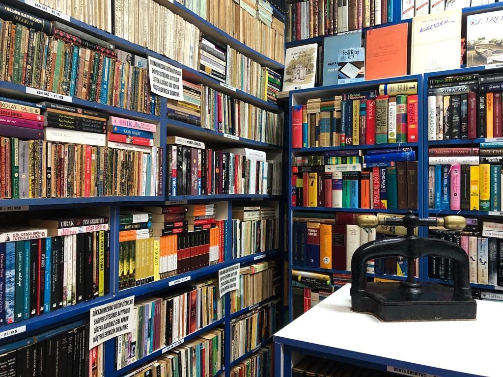 1024x768 In a literary bind: Used bookshops in Kadıköy