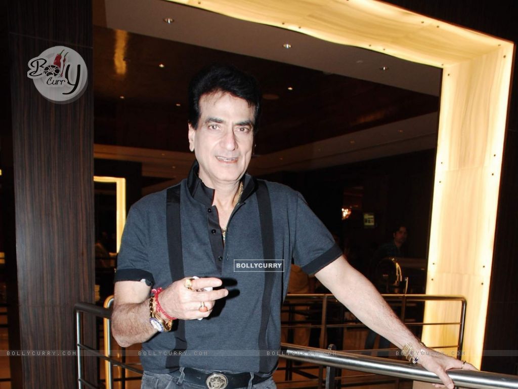 1024x768 Wallpaper at Red Chillies New Discovery actor Harsh Nagar Bash at Novotel size:1024x768