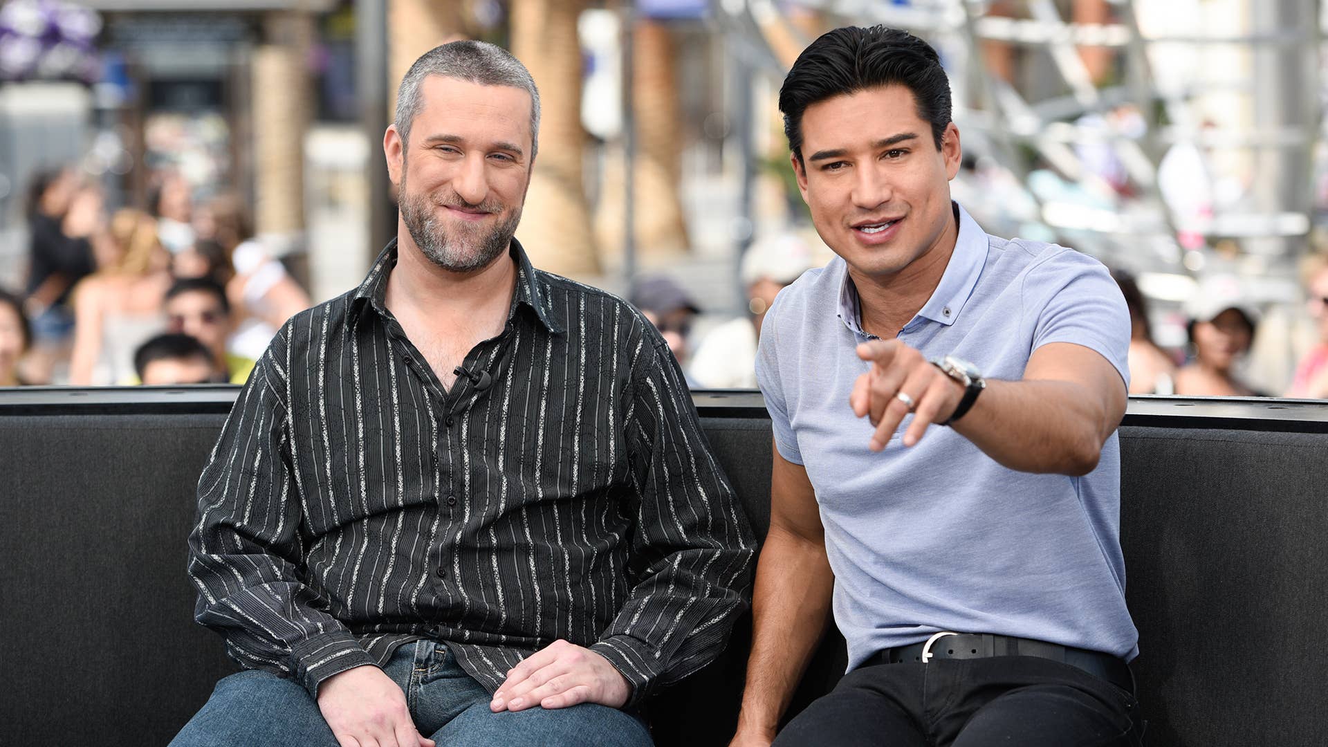 1920x1080 Saved by the Bell' Cast Pay Tribute to Dustin Diamond Following His Death