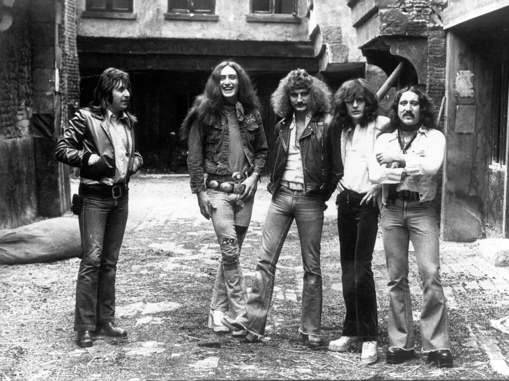 1024x768 Uriah Heep. My Flashing Songbook
