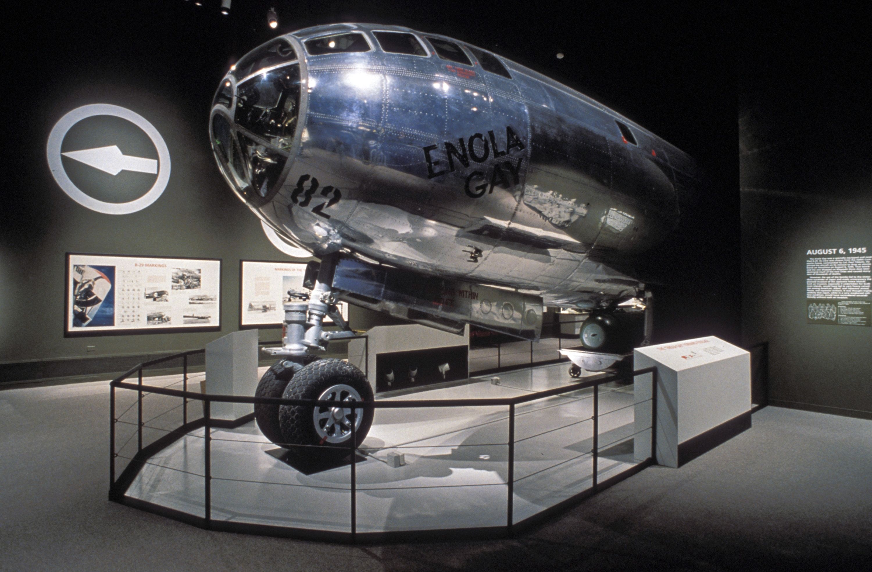 3000x1966 Boeing B 29 Superfortress Enola Gay