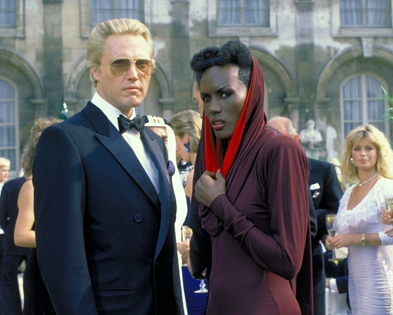 Grace Jones Wallpapers - Top Free Grace Jones Backgrounds - WallpaperAccess