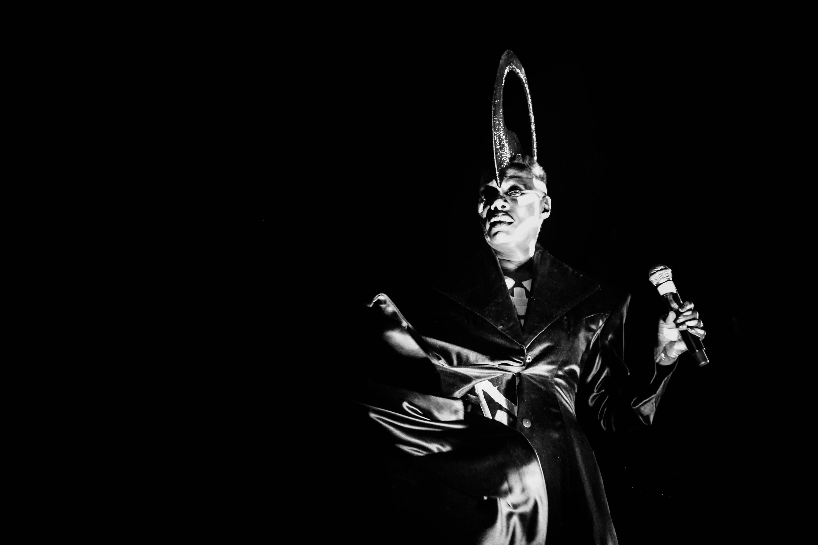 3200x2133 Grace Jones
