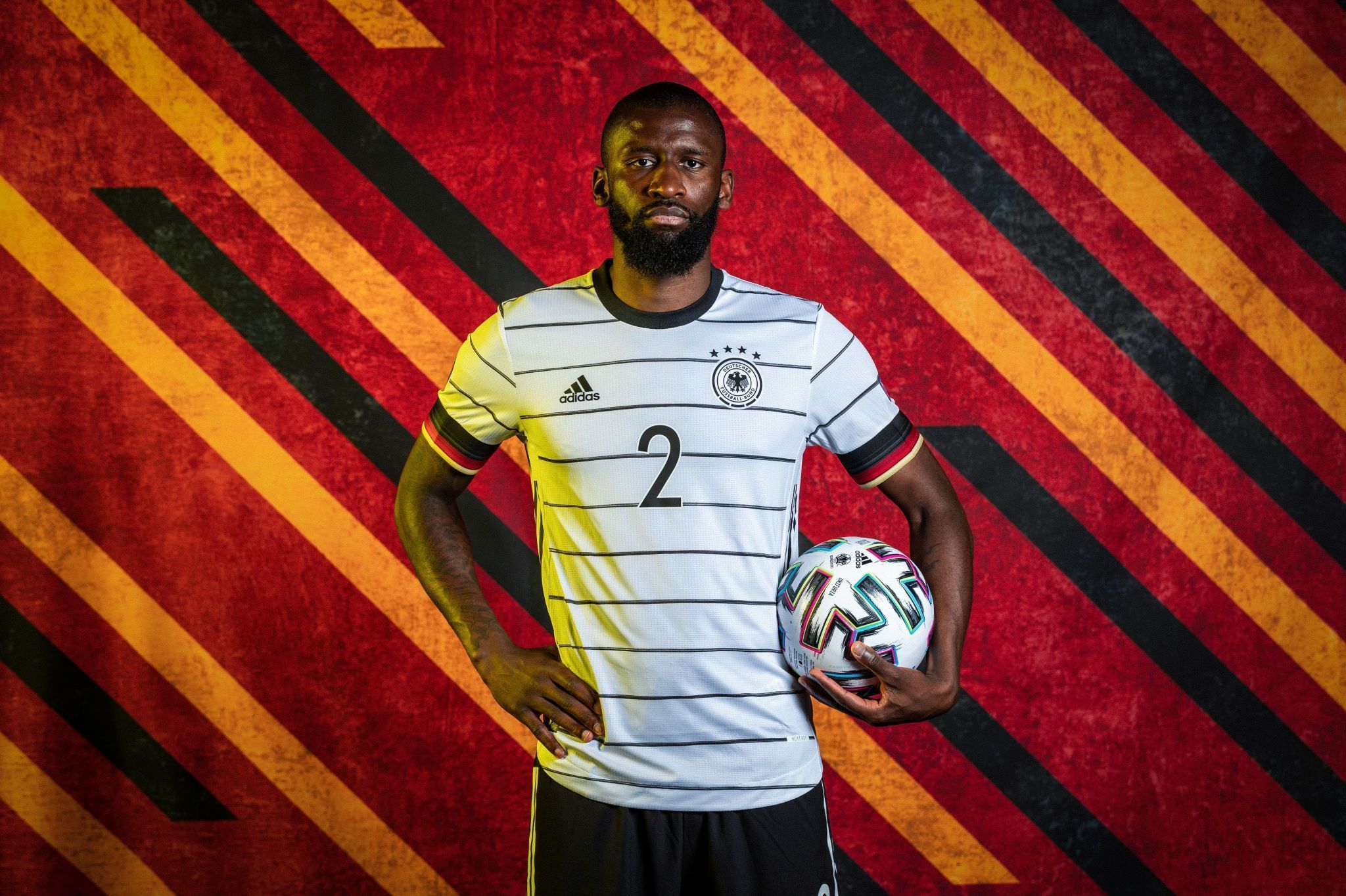 2048x1365 Sports Antonio Rüdiger HD Wallpaper