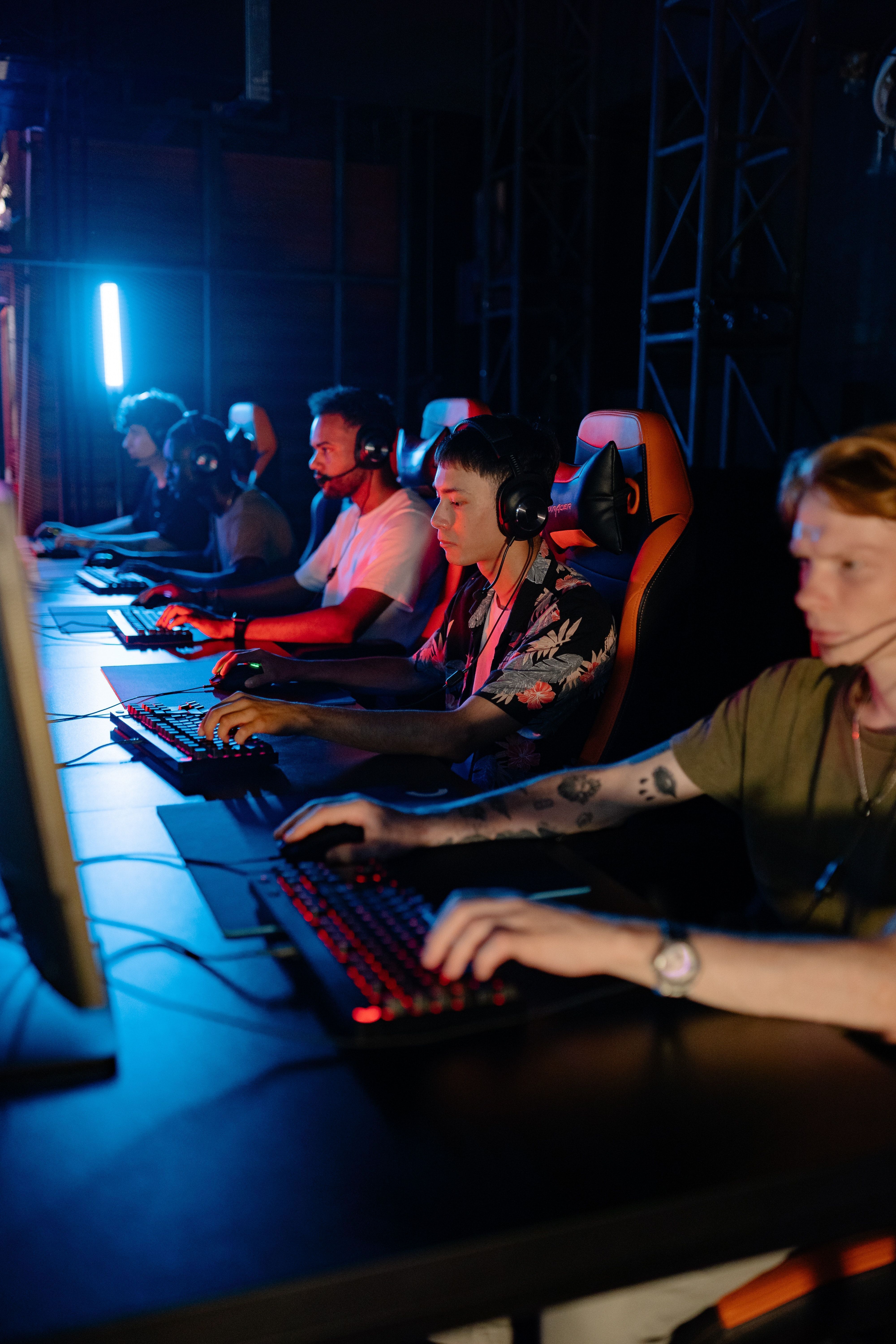4000x6000 Internet Cafe Photo, Download The BEST Free Internet Cafe & HD Image