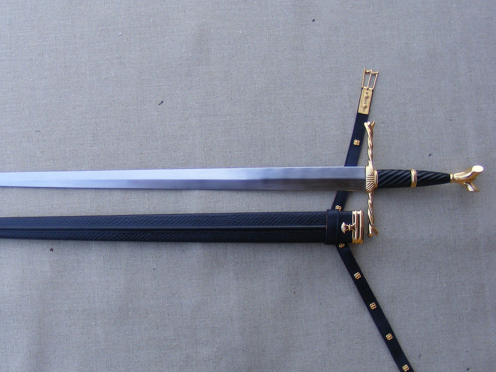 2048x1536 Writhen Hilt medieval longsword hand and a half's Workshop