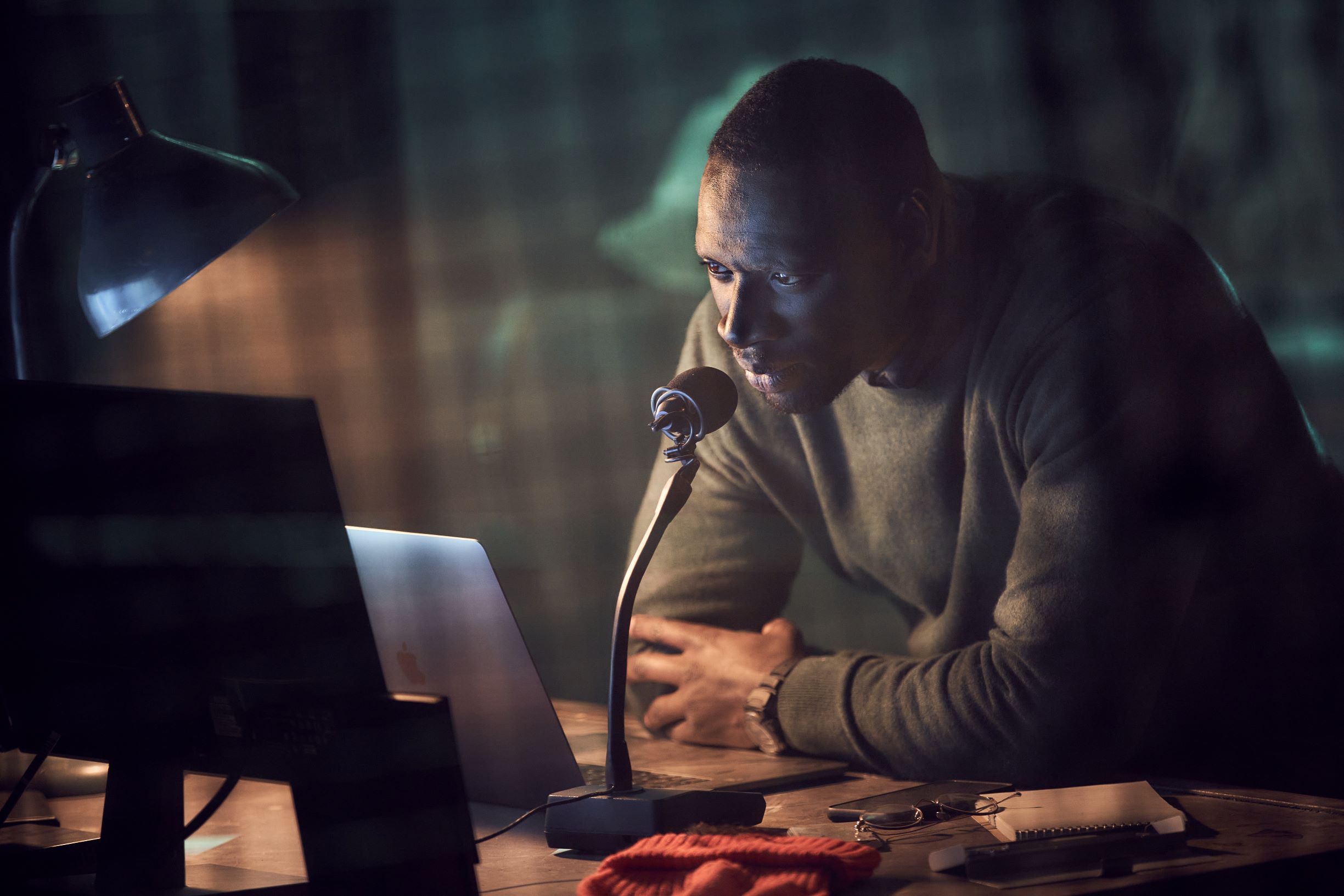 2449x1633 Omar Sy Netflix Lupin Photo Emmanuel Guimier