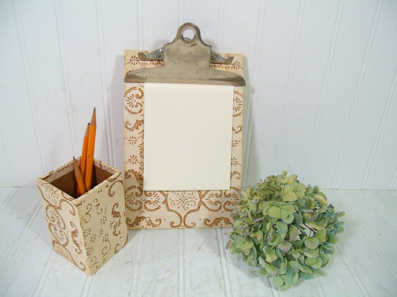 Clipboard Wallpapers - Top Free Clipboard Backgrounds - WallpaperAccess