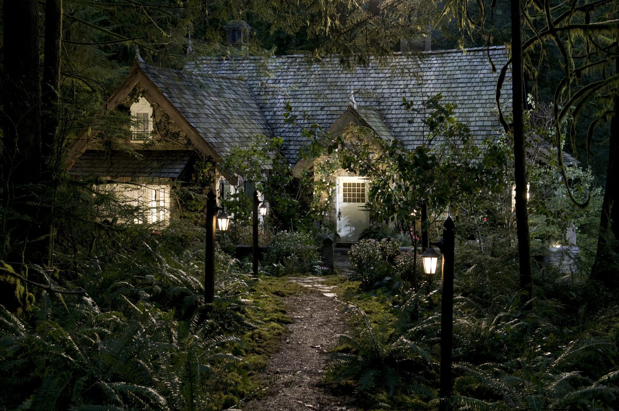 2048x1360 Cottage HD Wallpaper and Background