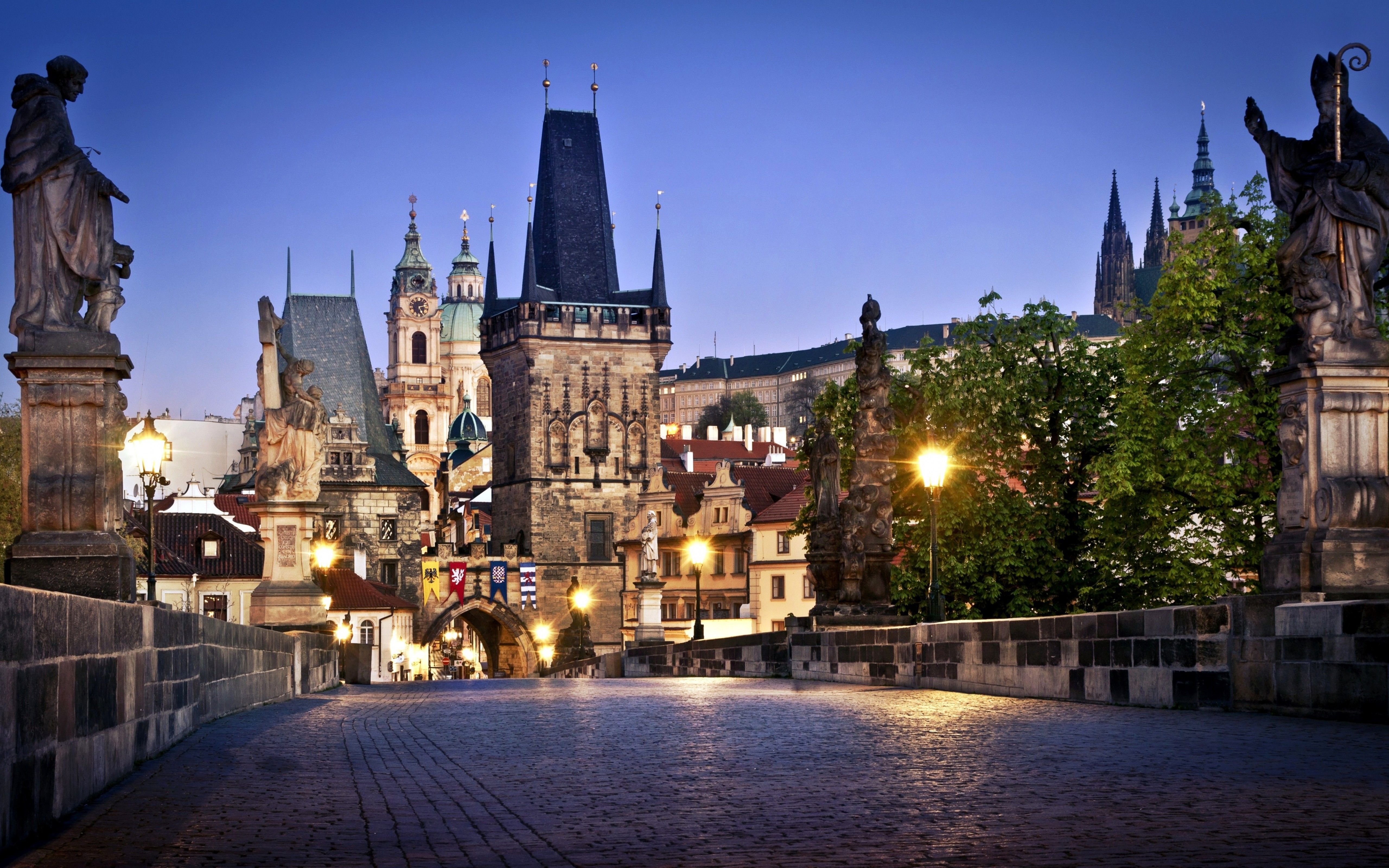 5120x3200 Prague 4K HD Wallpaper