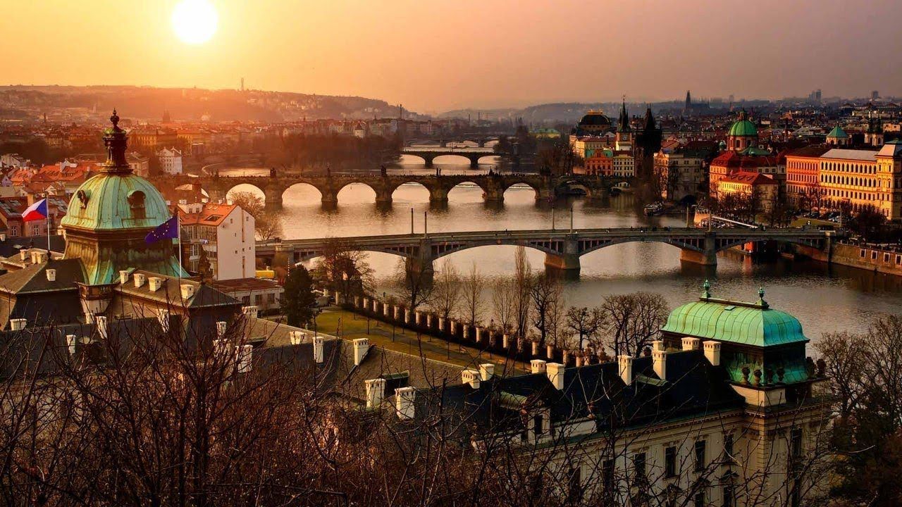 1280x720 Exploring the Streets of Prague, Czech Republic in Google Maps