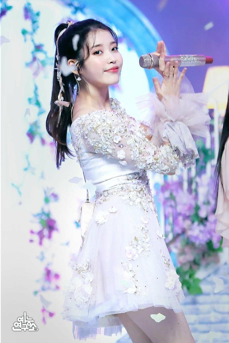 800x1200 IU LILAC live stage. Lilac, Kpop outfits, Korean beauty