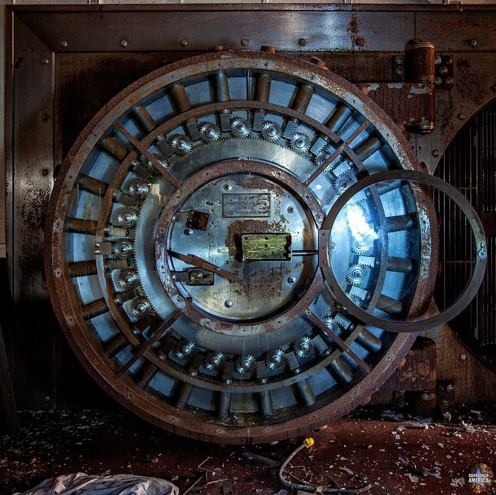 1000x998 Vault Door Detail. Abandoned Monongahela Bank, Brownsville, PA