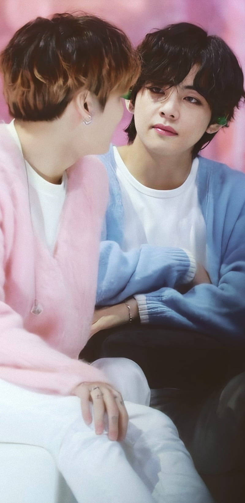 800x1644 Download V Staring Taekook BTS Wallpaper