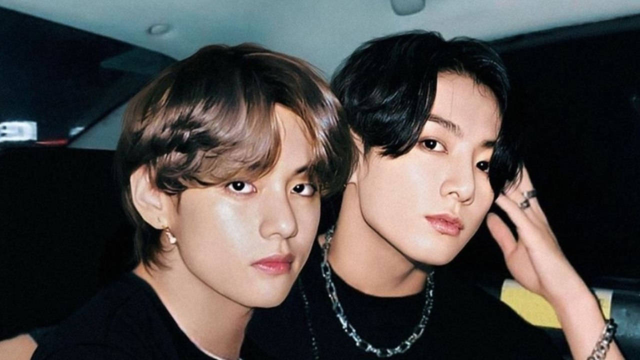 1280x720 Download BTS V Jungkook In Car Wallpaper