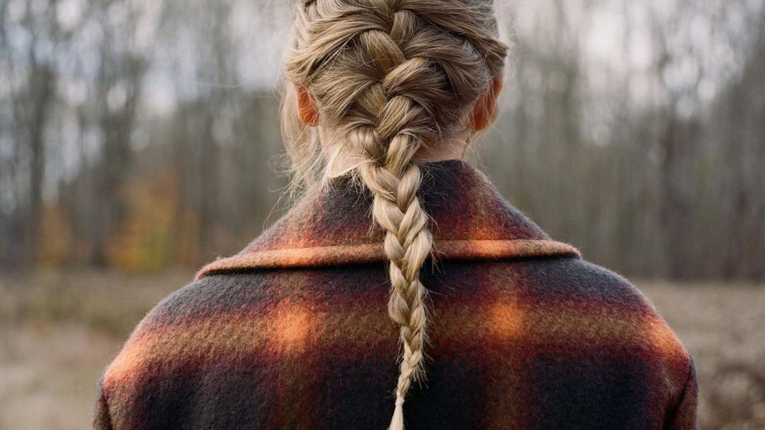 2560x1440 How to wear the winter cottagecore aesthetic of Taylor Swift's 'Willow'