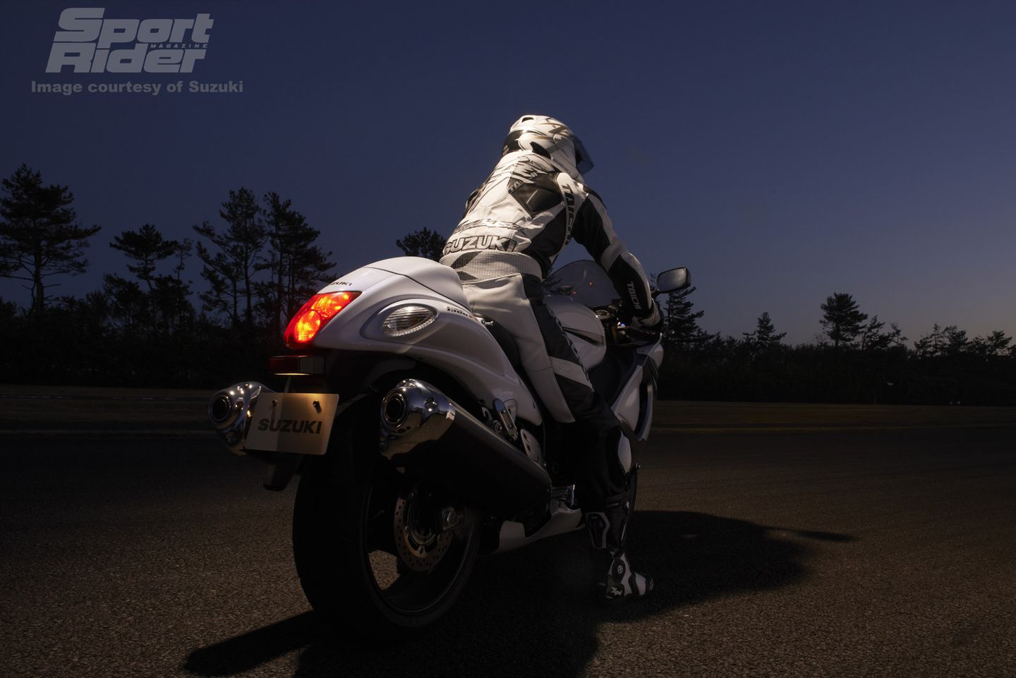 1440x961 Suzuki GSX1300R Hayabusa Wallpaper