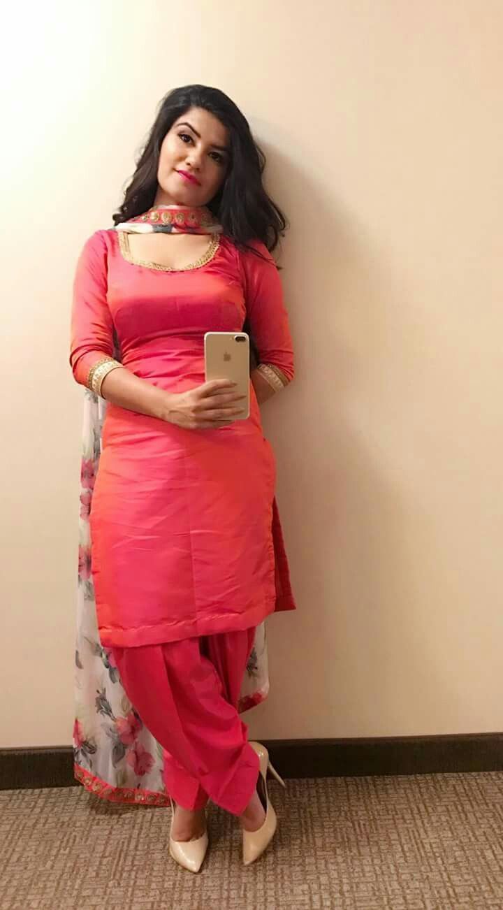 720x1302 pintrest deol. Ladies suits indian, Patiala suit designs, Punjabi dress