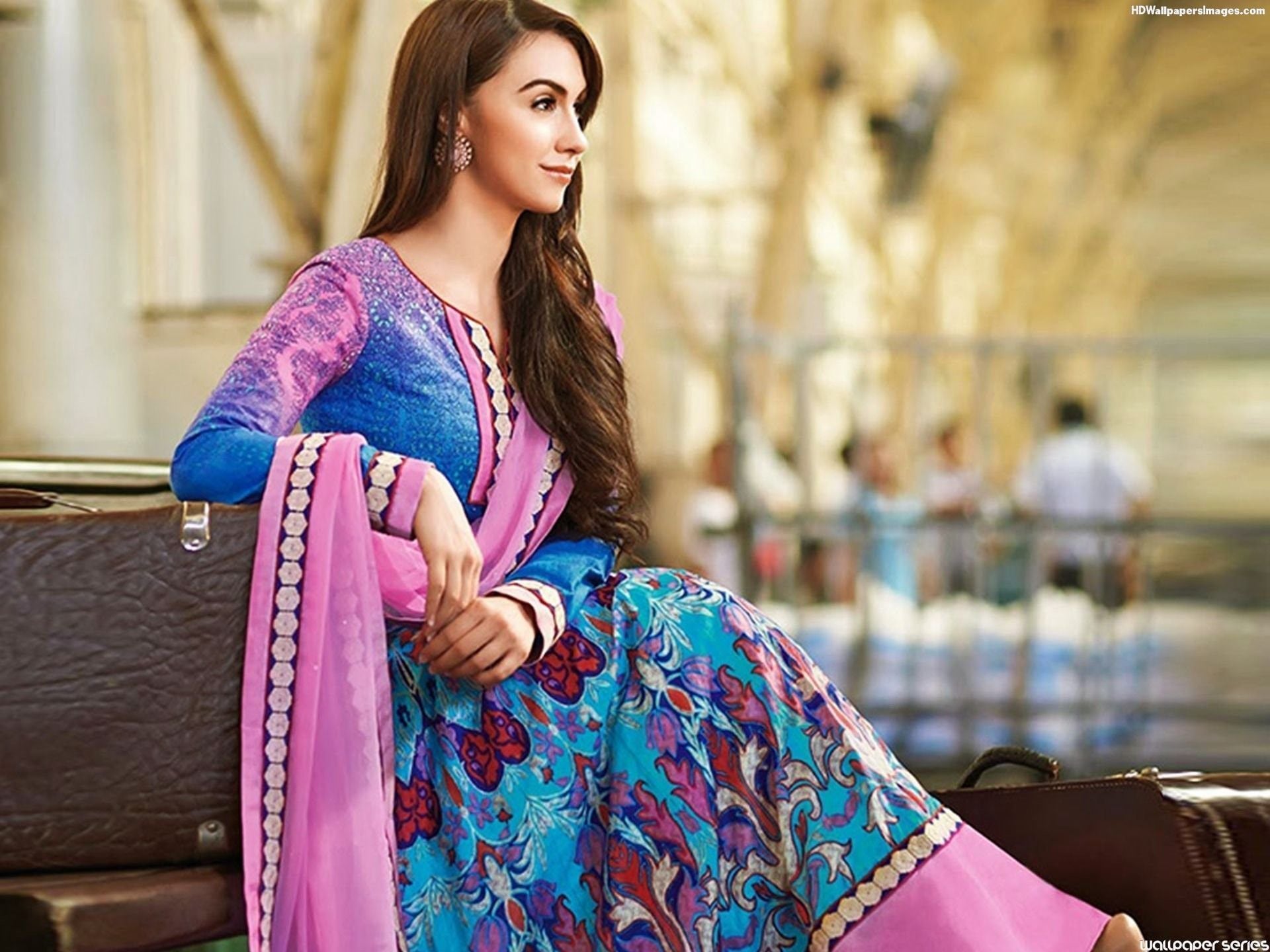 1920x1440 Salwar Wallpaper