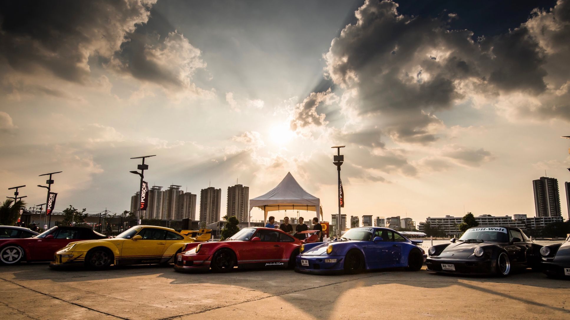 1935x1089 Das Treffen” in Thailand