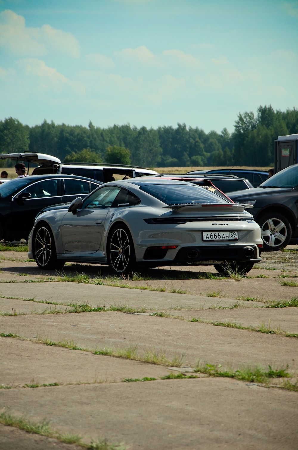 1000x1510 Porsche 911 Turbo S Picture. Download Free Image