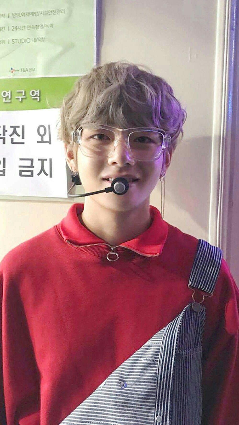 998x1777 bts