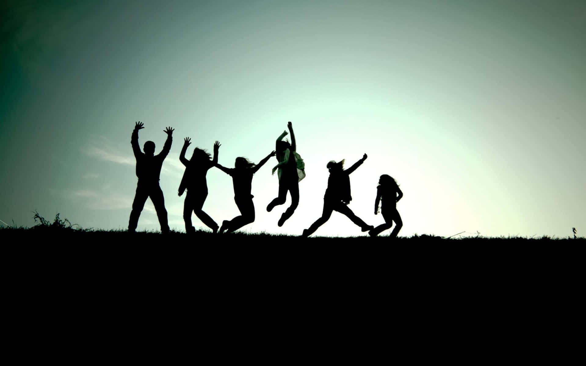 1920x1200 Group Of Friend Picture