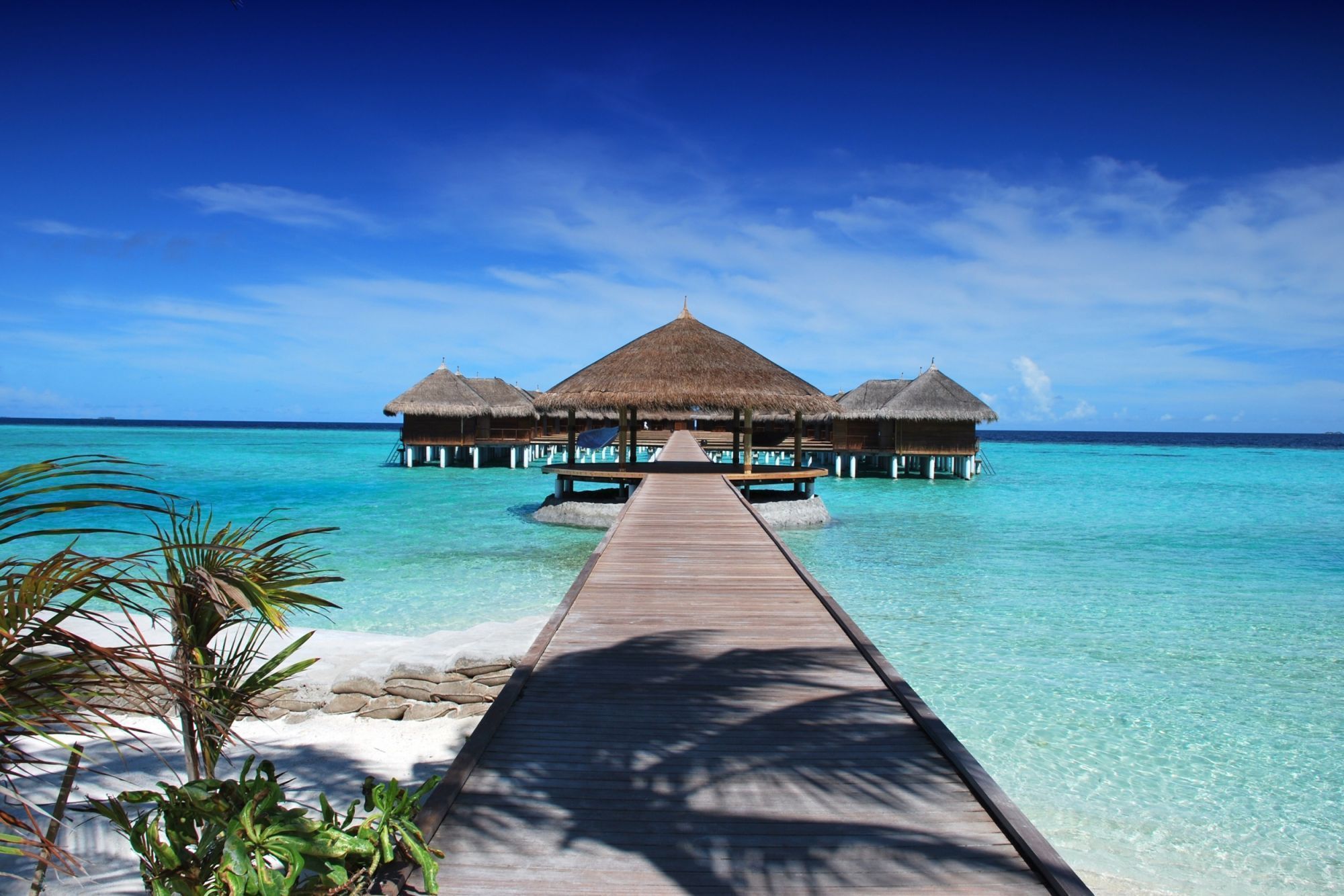 2000x1333 How To Plan A Luxurious Trip Without Breaking The Bank