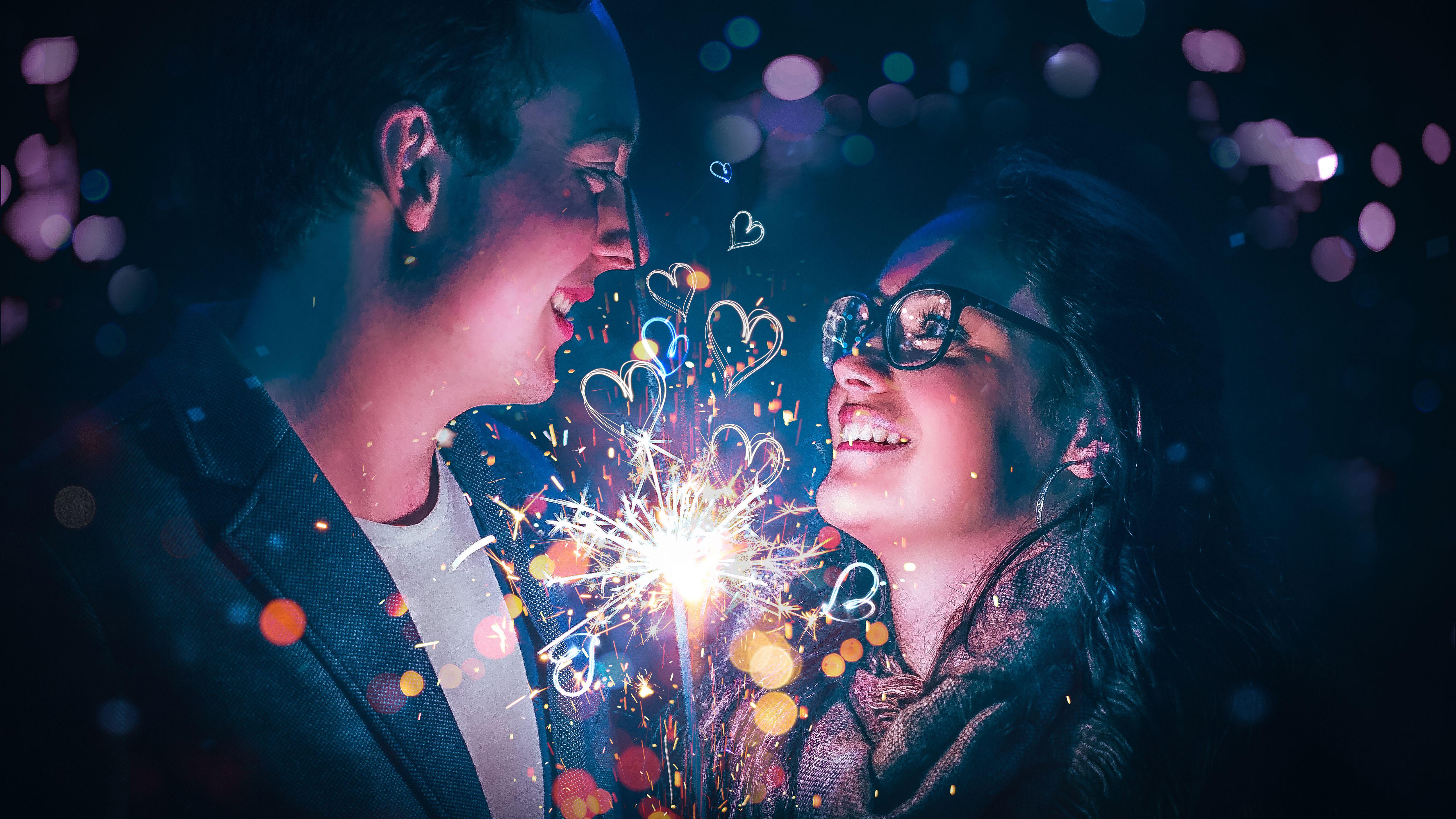 5120x2880 Lovely Couple wallpaper